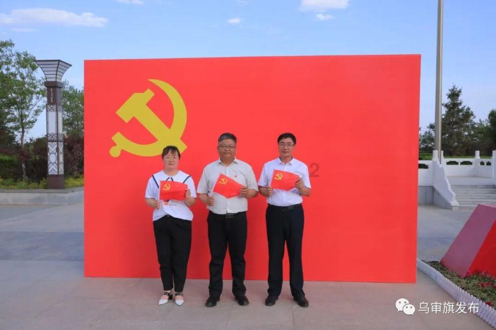 两年前的相亲男回头找我，我要理他吗？游戏画面